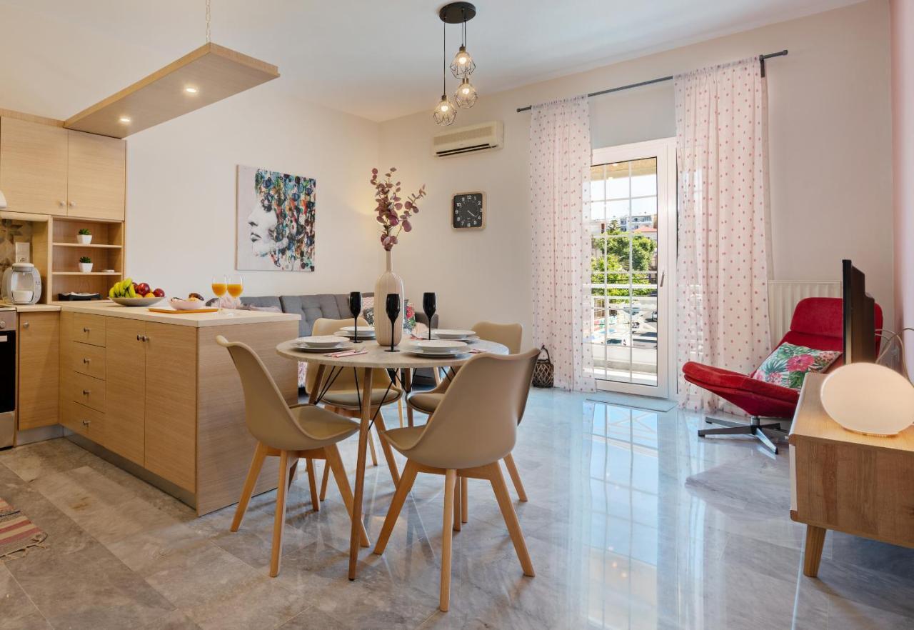 העיירה רתימנו Tres Jolie - Stylish Cityheart Apartment מראה חיצוני תמונה