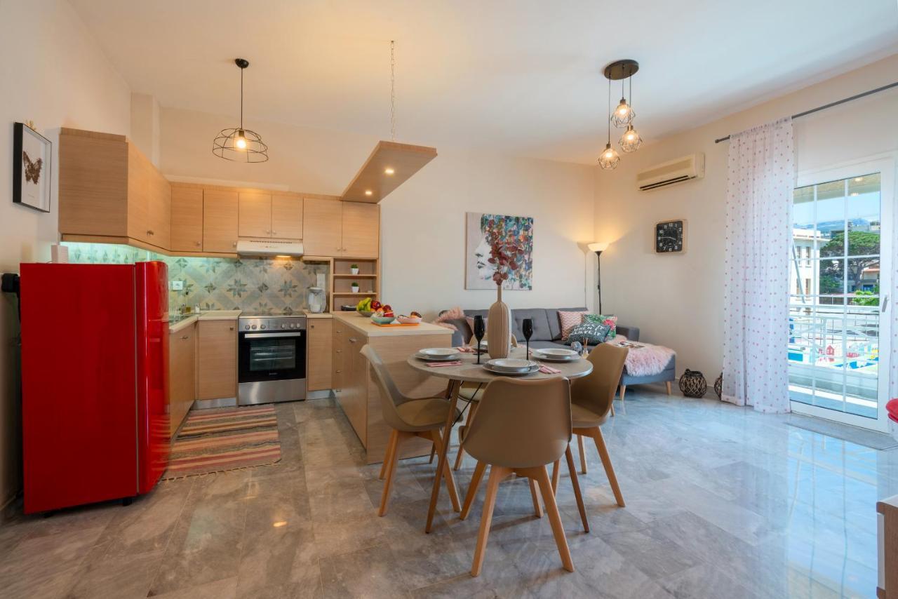 העיירה רתימנו Tres Jolie - Stylish Cityheart Apartment מראה חיצוני תמונה