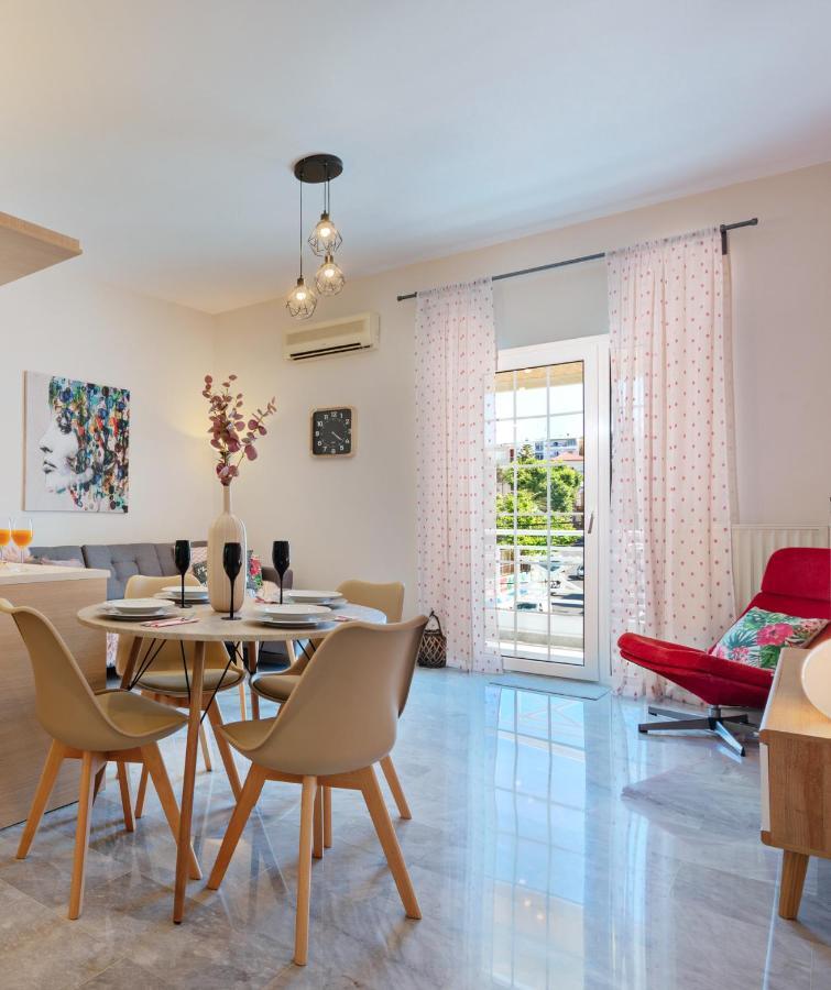 העיירה רתימנו Tres Jolie - Stylish Cityheart Apartment מראה חיצוני תמונה